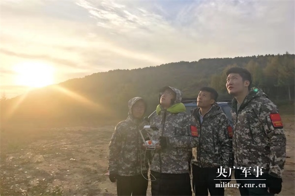 07.jpg 中國退役軍人 | 李彤:90后退伍兵的追夢(mèng)路-云南能投軍創(chuàng )產(chǎn)業(yè)投資有限公司