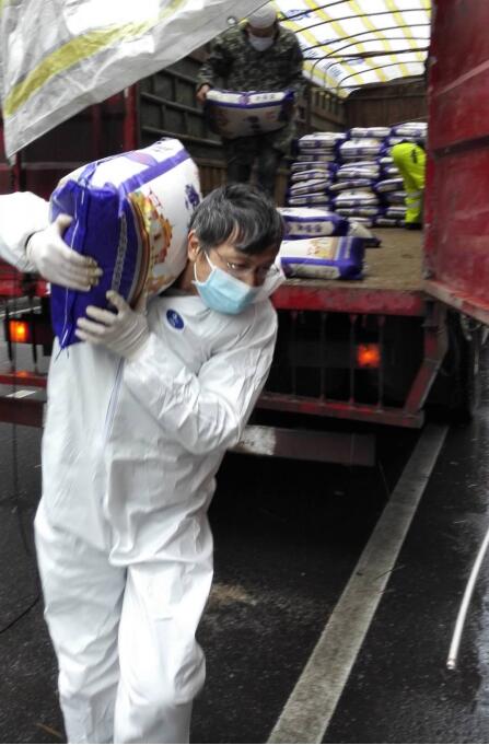 聯(lián)防聯(lián)控 武漢市退役軍人事務(wù)局黨員干部下沉社區戰“疫”一線(xiàn)