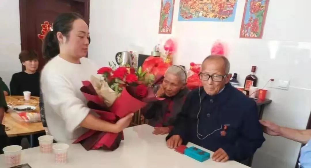 02.jpg 資溪:做細“擁軍優(yōu)屬”工作 匯聚支持國防正能量-云南能投軍創(chuàng )產(chǎn)業(yè)投資有限公司