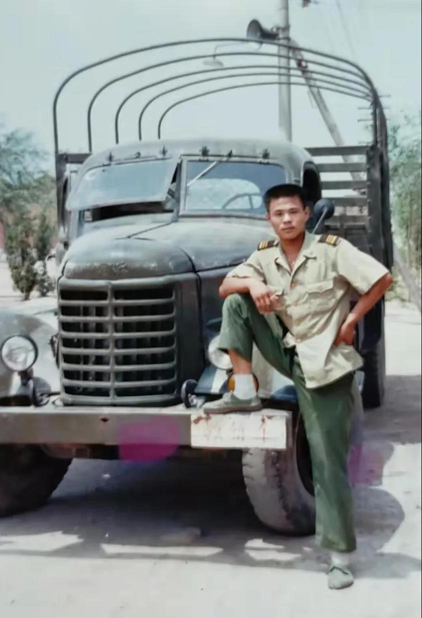 周定滿(mǎn)：從外出闖蕩到回鄉創(chuàng  )業(yè)，在鄉愁里復蘇的致富夢(mèng)想