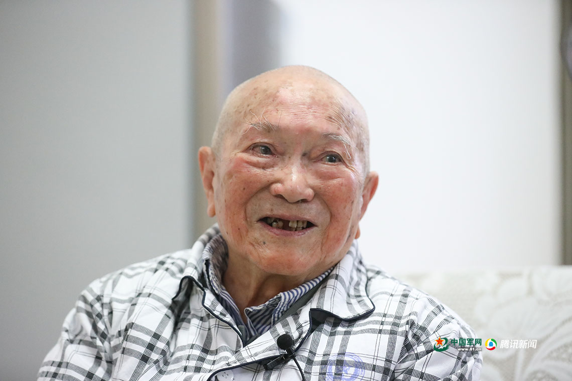 百歲紅軍的囑托｜向軒：萬(wàn)千河流匯大海 一切根源在連隊