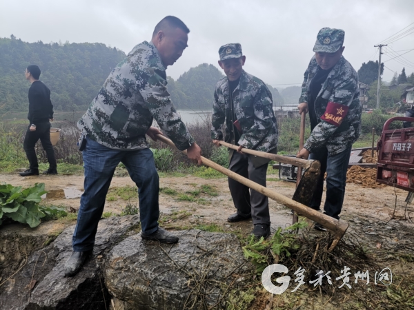 永不遜色的“迷彩”——湄潭縣興隆鎮梁橋村退役軍人黨支部掠影