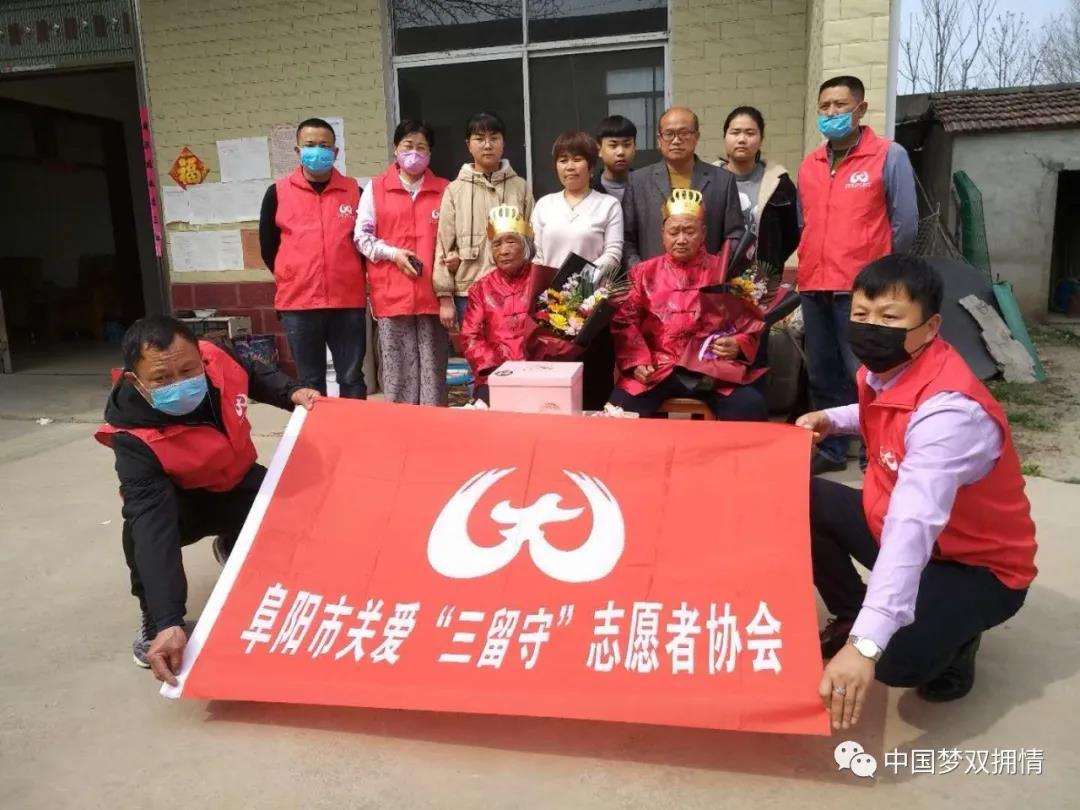 英烈心中記 追思在云端——江蘇、四川、重慶、浙江、福建等地“云祭掃”“代祭掃”緬懷英烈