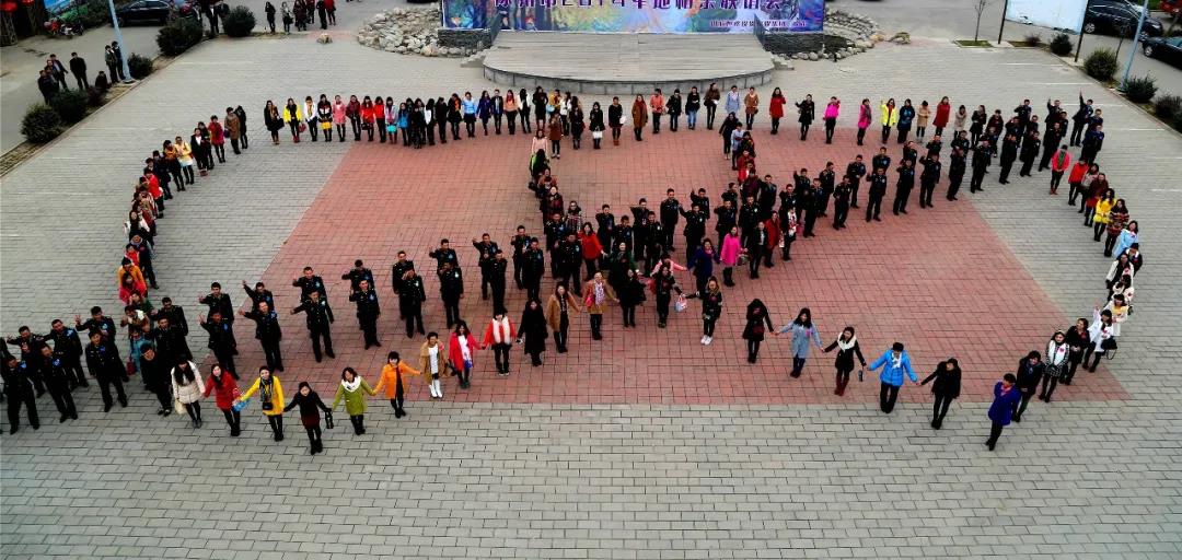 保定市成立愛(ài)國擁軍志愿服務(wù)聯(lián)盟：600多家單位加入新時(shí)代擁軍方陣