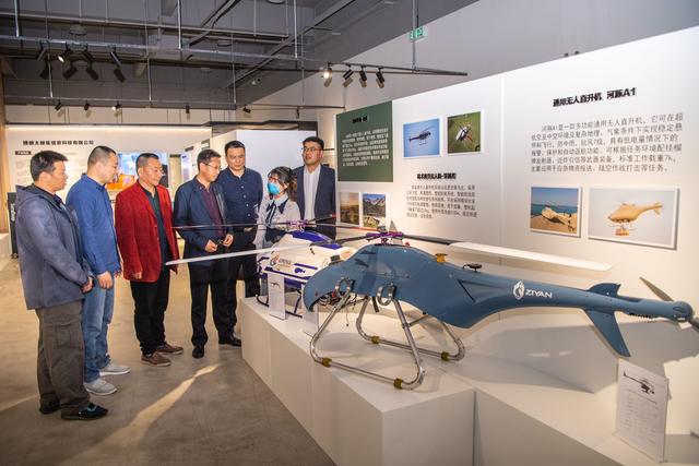 展退役軍人風(fēng)采，立創(chuàng  )業(yè)創(chuàng  )新潮頭——合肥市舉行“建行杯”退役軍人創(chuàng  )業(yè)創(chuàng  )新大賽啟動(dòng)儀式-云南能投軍創(chuàng  )產(chǎn)業(yè)投資有限公司