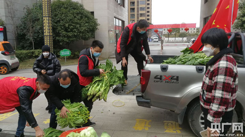 02.jpg 江西安源:軍人退伍不褪色 俯身基層守初心-云南能投軍創(chuàng )產(chǎn)業(yè)投資有限公司