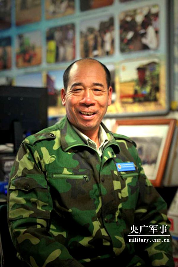 張喜忠：從掏糞工到國慶觀(guān)禮臺嘉賓，“北漂”退伍老兵的人生逆襲