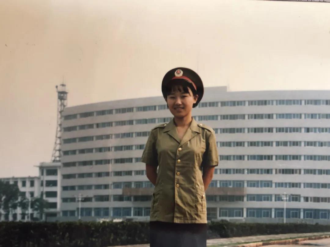 于文靜：從少校軍官到最美“警花”的軍旅轉身-云南能投軍創(chuàng  )產(chǎn)業(yè)投資有限公司