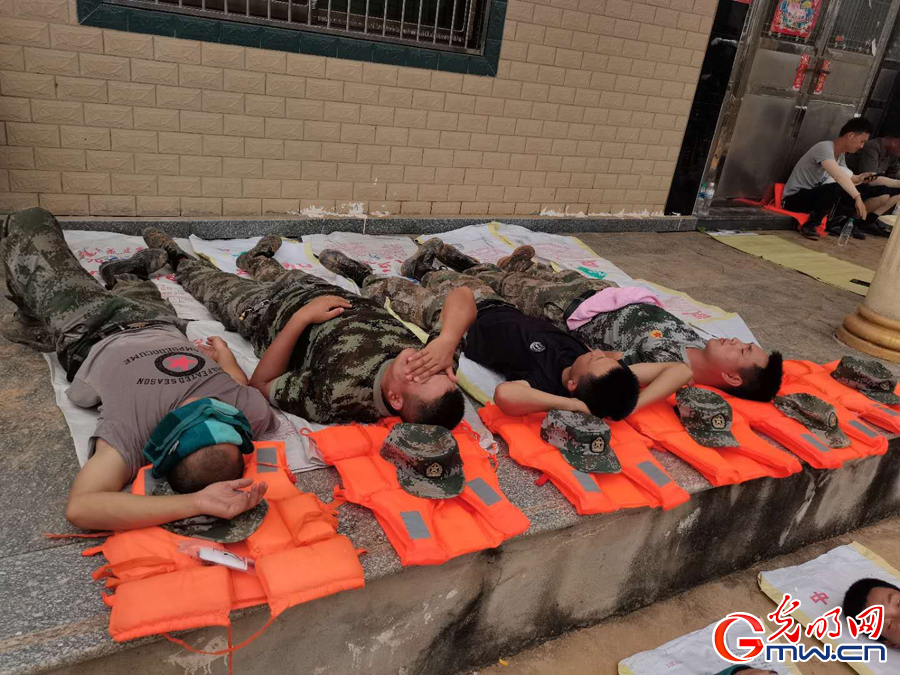 請戰！歸隊！退役老兵千里馳援鄱陽(yáng)抗洪