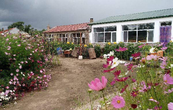 馬謙：從“愛(ài)兵模范”到“愛(ài)民書(shū)記”，扶貧路上真情依然-云南能投軍創(chuàng  )產(chǎn)業(yè)投資有限公司
