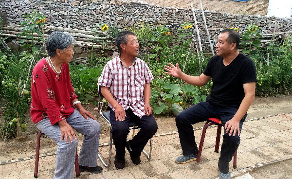 馬謙：從“愛(ài)兵模范”到“愛(ài)民書(shū)記”，扶貧路上真情依然-云南能投軍創(chuàng  )產(chǎn)業(yè)投資有限公司