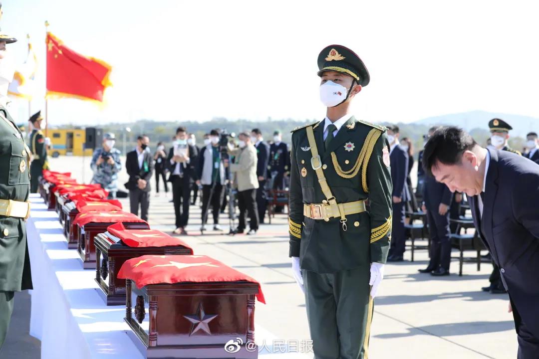 運-20接英雄回家，編號體現祖國對烈士們的無(wú)上尊崇-云南能投軍創(chuàng  )產(chǎn)業(yè)投資有限公司