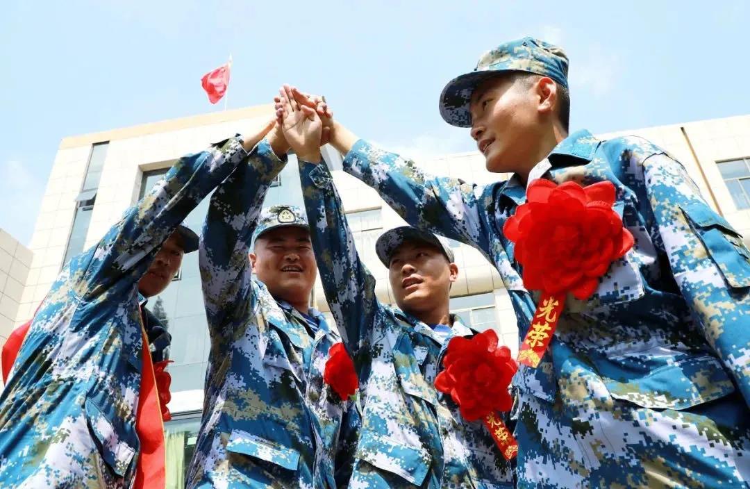 關(guān)注！多地出臺優(yōu)惠政策定向招錄退役大學(xué)生士兵-云南能投軍創(chuàng  )產(chǎn)業(yè)投資有限公司