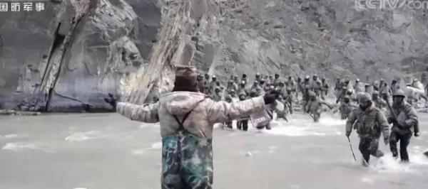 這首歌我們錄了彈幕，每一句都是想對你說(shuō)的話(huà)