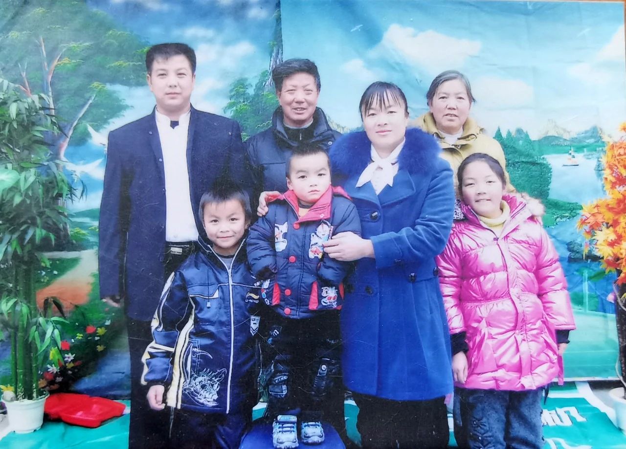 黃仁遠：大渡河畔“兵支書(shū)”