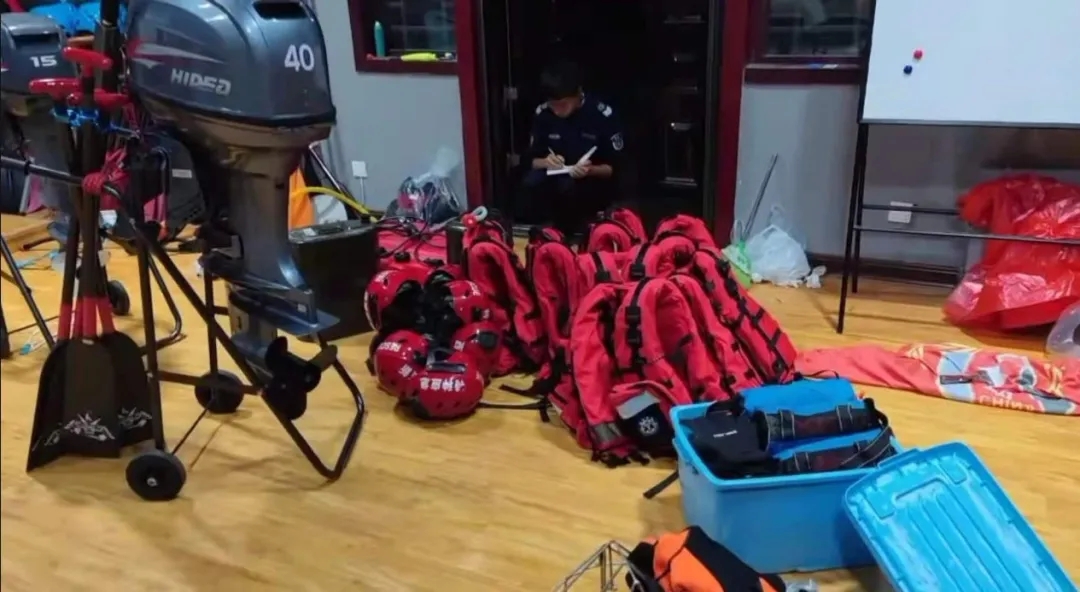 若有戰，召必回！各地退役軍人星夜馳援河南！-云南能投軍創(chuàng  )產(chǎn)業(yè)投資有限公司