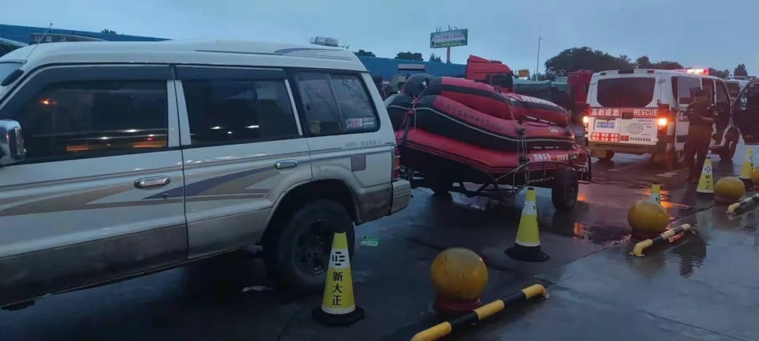 若有戰，召必回！各地退役軍人星夜馳援河南！-云南能投軍創(chuàng  )產(chǎn)業(yè)投資有限公司