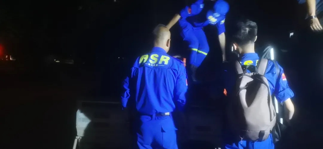 若有戰，召必回！各地退役軍人星夜馳援河南！-云南能投軍創(chuàng  )產(chǎn)業(yè)投資有限公司