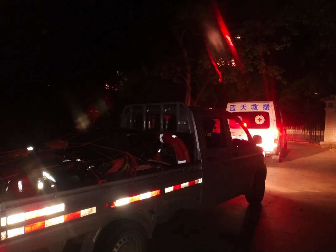 若有戰，召必回！各地退役軍人星夜馳援河南！-云南能投軍創(chuàng  )產(chǎn)業(yè)投資有限公司