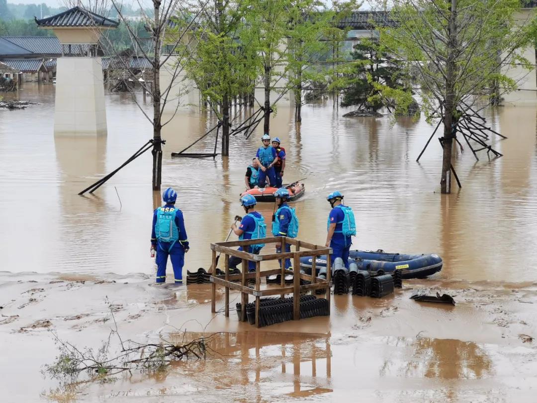 若有戰，召必回！各地退役軍人星夜馳援河南！-云南能投軍創(chuàng  )產(chǎn)業(yè)投資有限公司