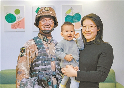 新年，英雄有了“全家?！? /></p>
<p style=