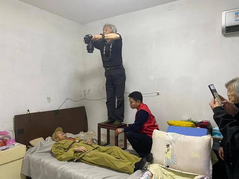 這張大“合影”，太珍貴了！