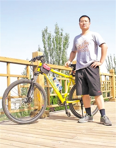 紅色故事怎么講？來(lái)圍觀(guān)被中宣部“點(diǎn)名”的這個(gè)老兵宣講團