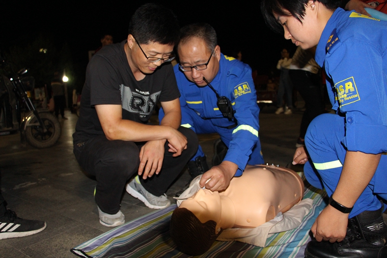 獨臂老兵陳志強：熱心公益大愛(ài)無(wú)疆，為抗疫助“一臂之力”-云南能投軍創(chuàng  )產(chǎn)業(yè)投資有限公司