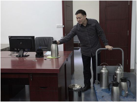 退役軍人劉文彬：從”海軍藍”到”稅務(wù)藍”，用行動(dòng)書(shū)寫(xiě)忠誠-云南能投軍創(chuàng  )產(chǎn)業(yè)投資有限公司