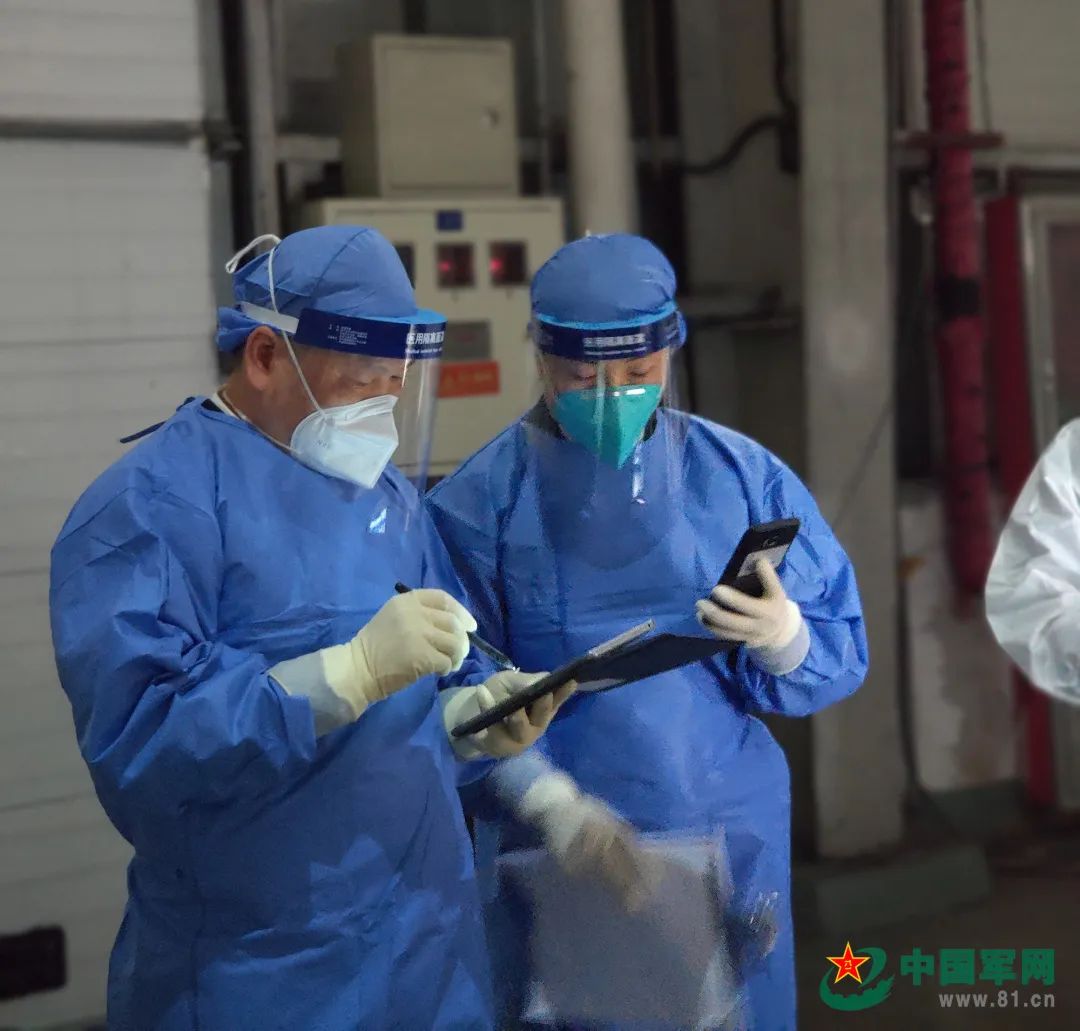 了不起的退役軍人丨40歲從軍醫“跨界”到海關(guān)，他竟還能年年拿第一！-云南能投軍創(chuàng  )產(chǎn)業(yè)投資有限公司