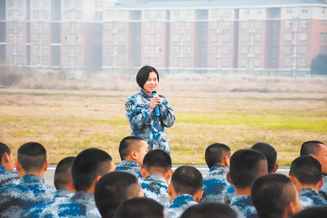 了不起！這群退役女兵在平凡崗位上做出了不平凡的業(yè)績(jì)-云南能投軍創(chuàng  )產(chǎn)業(yè)投資有限公司