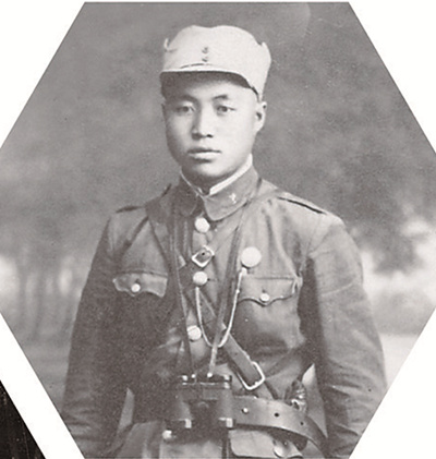 2.jpeg 101歲老紅軍王玉清:風(fēng)雨如磐長(cháng)征路 難忘那片草地-云南能投軍創(chuàng )產(chǎn)業(yè)投資有限公司