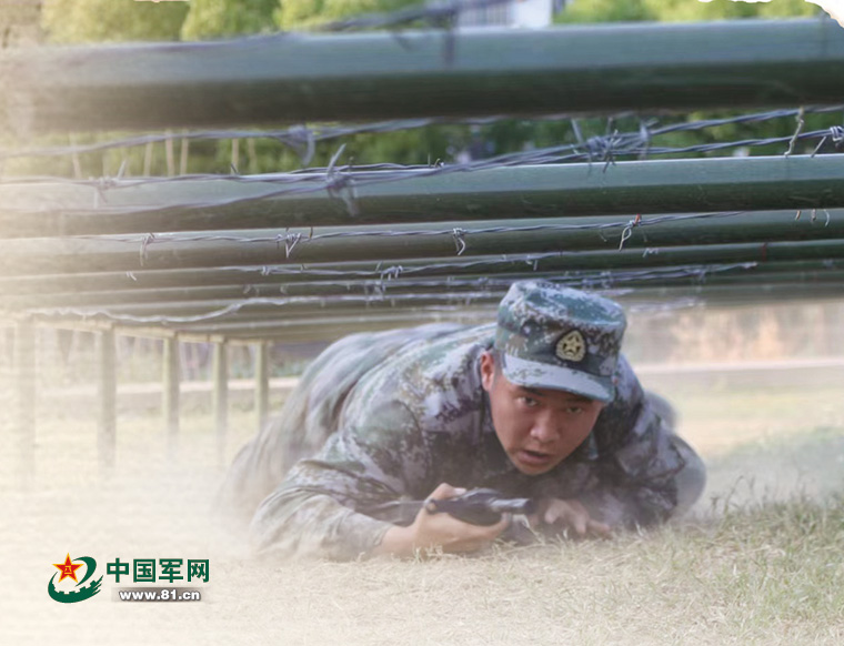 1813c6a093310161149240.jpg 一家三代20人從軍報國 三份傳家寶記錄家族榮光-云南能投軍創(chuàng )產(chǎn)業(yè)投資有限公司