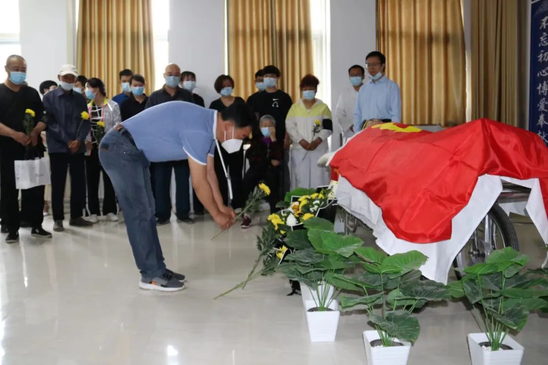 參加過(guò)長(cháng)津湖戰役的他走了，臨終心愿讓人淚目-云南能投軍創(chuàng  )產(chǎn)業(yè)投資有限公司