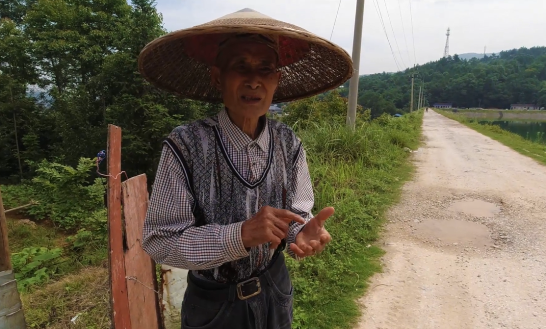 5.png 小伙花1500元買(mǎi)張遺照竟是湖南烈士-云南能投軍創(chuàng )產(chǎn)業(yè)投資有限公司