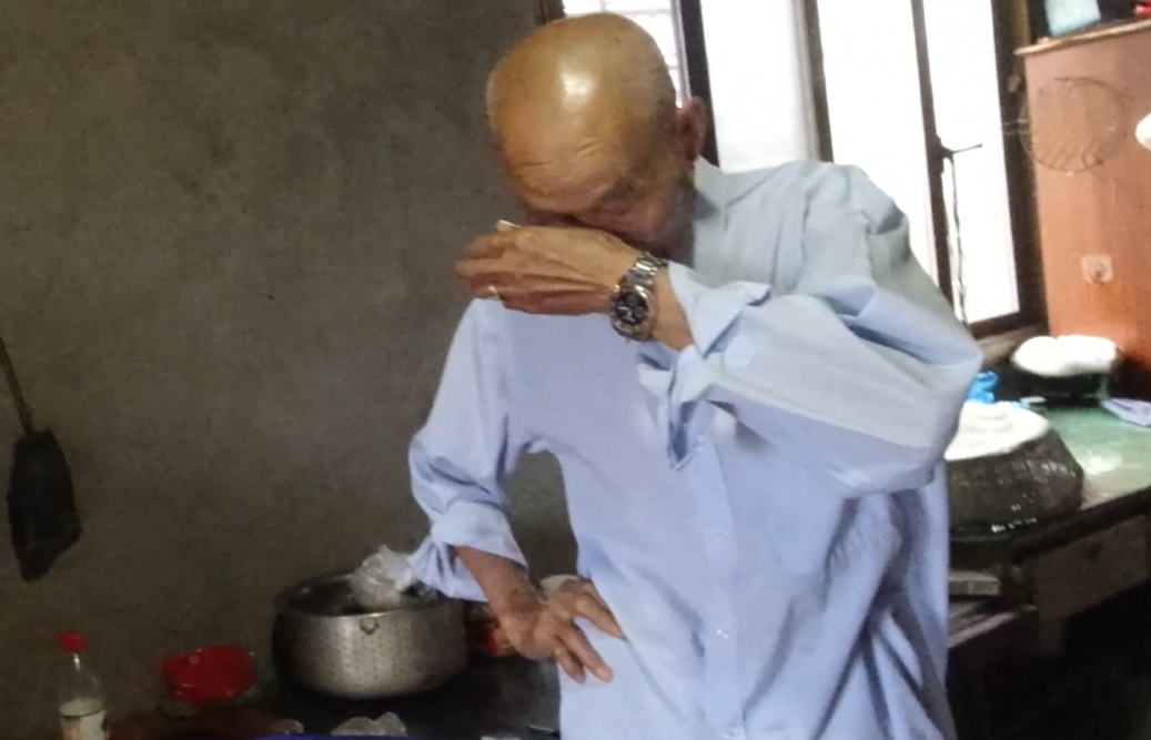 9.png 小伙花1500元買(mǎi)張遺照竟是湖南烈士-云南能投軍創(chuàng )產(chǎn)業(yè)投資有限公司