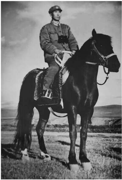 99歲老紅軍鮑彥章——戎馬一生不染塵-云南能投軍創(chuàng  )產(chǎn)業(yè)投資有限公司