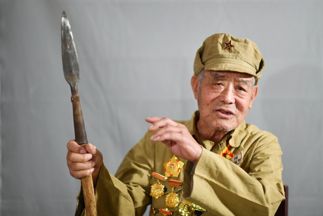 浴血榮光丨致敬抗戰老戰士——周紹文