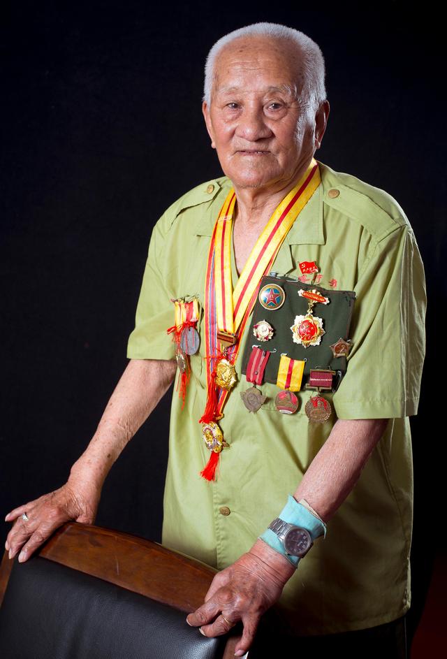 浴血榮光丨致敬抗戰老戰士——張樹(shù)娥