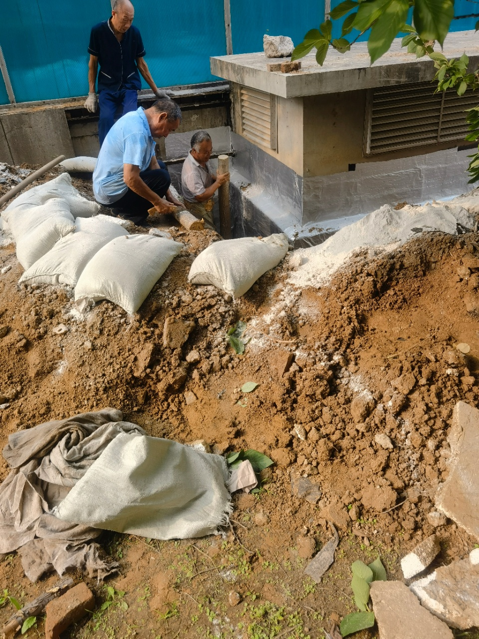 309c236f8da4246b44f65d.png 天有一雙手——記軍休干部吳建德義務(wù)為民服務(wù)11年-云南能投軍創(chuàng )產(chǎn)業(yè)投資有限公司