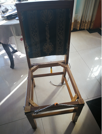 309c236f8da4246b462914.png 天有一雙手——記軍休干部吳建德義務(wù)為民服務(wù)11年-云南能投軍創(chuàng )產(chǎn)業(yè)投資有限公司