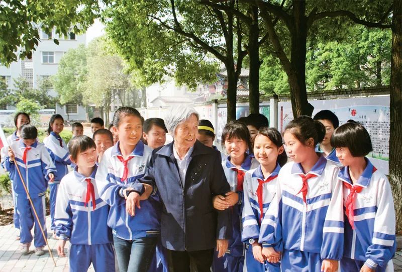 送別！龔全珍老人走了，享年100歲