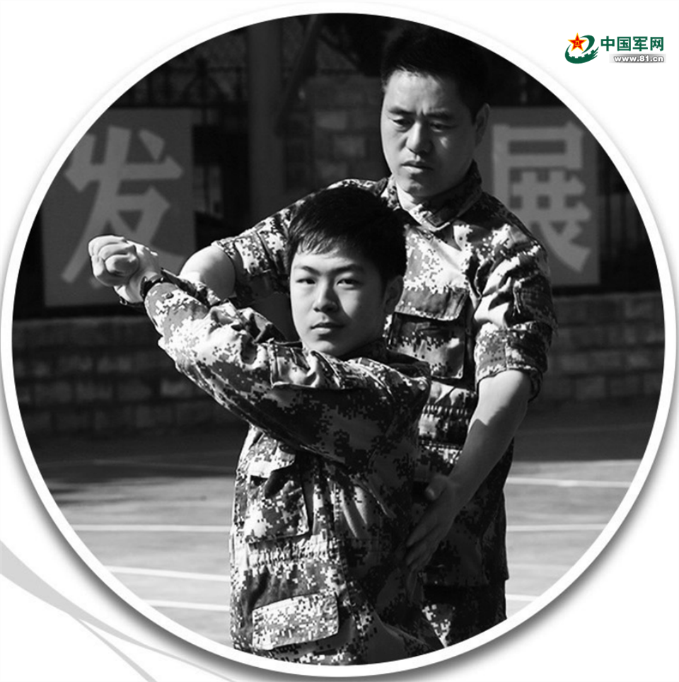 全民國防教育日特別策劃丨走近4位“兵教師”，聆聽(tīng)他們哺育新苗的故事