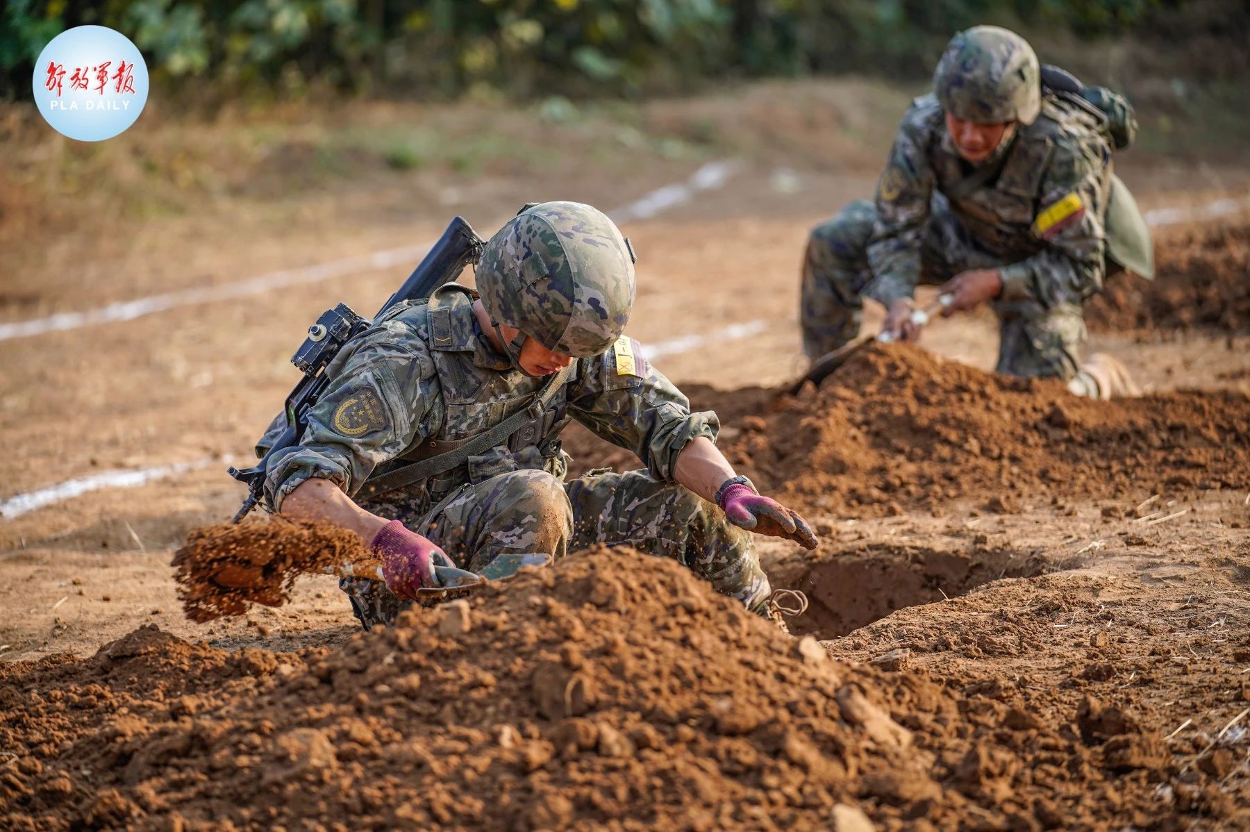 “今天，我退役了……”揮淚告別，他們踏上新征程-云南能投軍創(chuàng  )產(chǎn)業(yè)投資有限公司