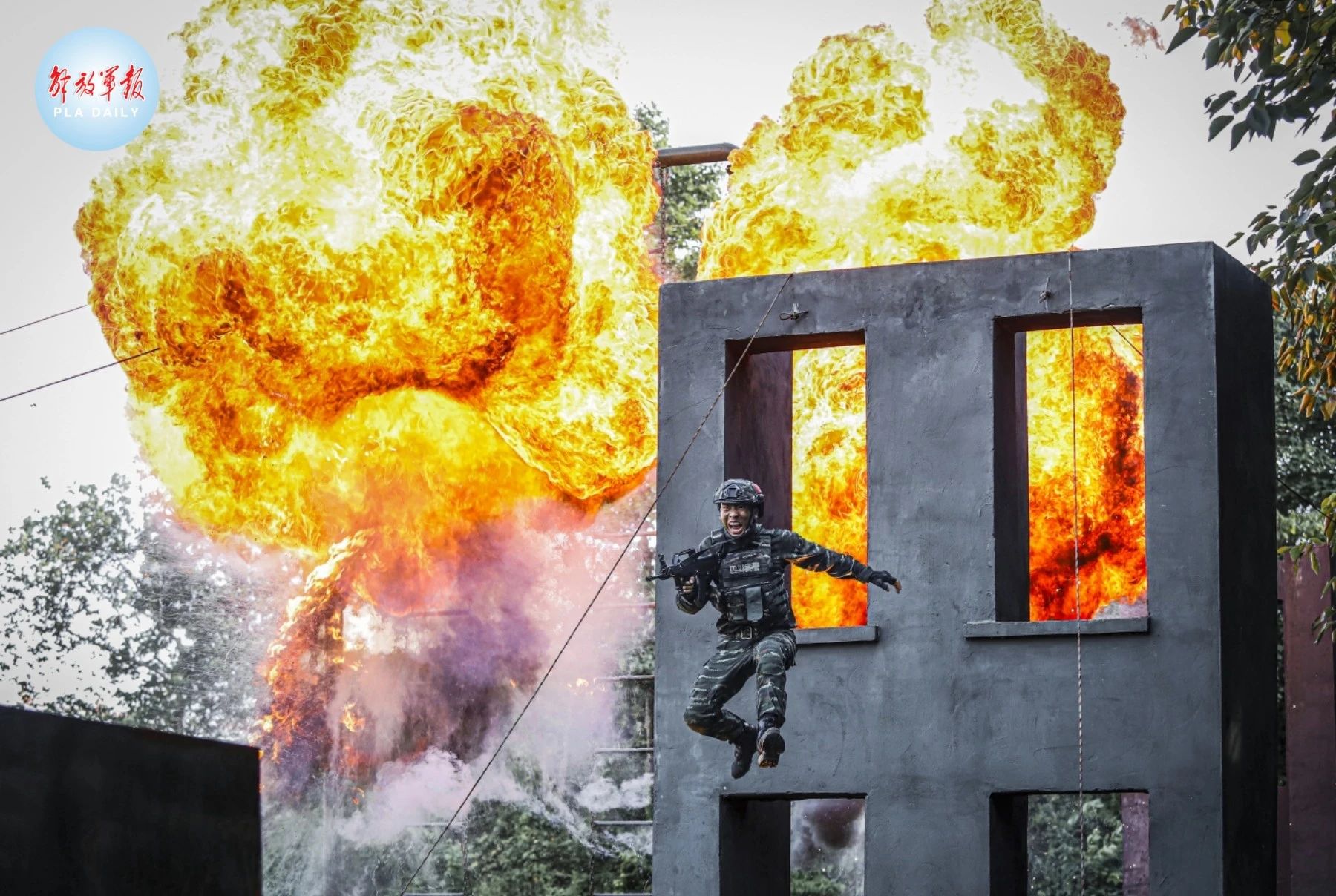 “今天，我退役了……”揮淚告別，他們踏上新征程-云南能投軍創(chuàng  )產(chǎn)業(yè)投資有限公司