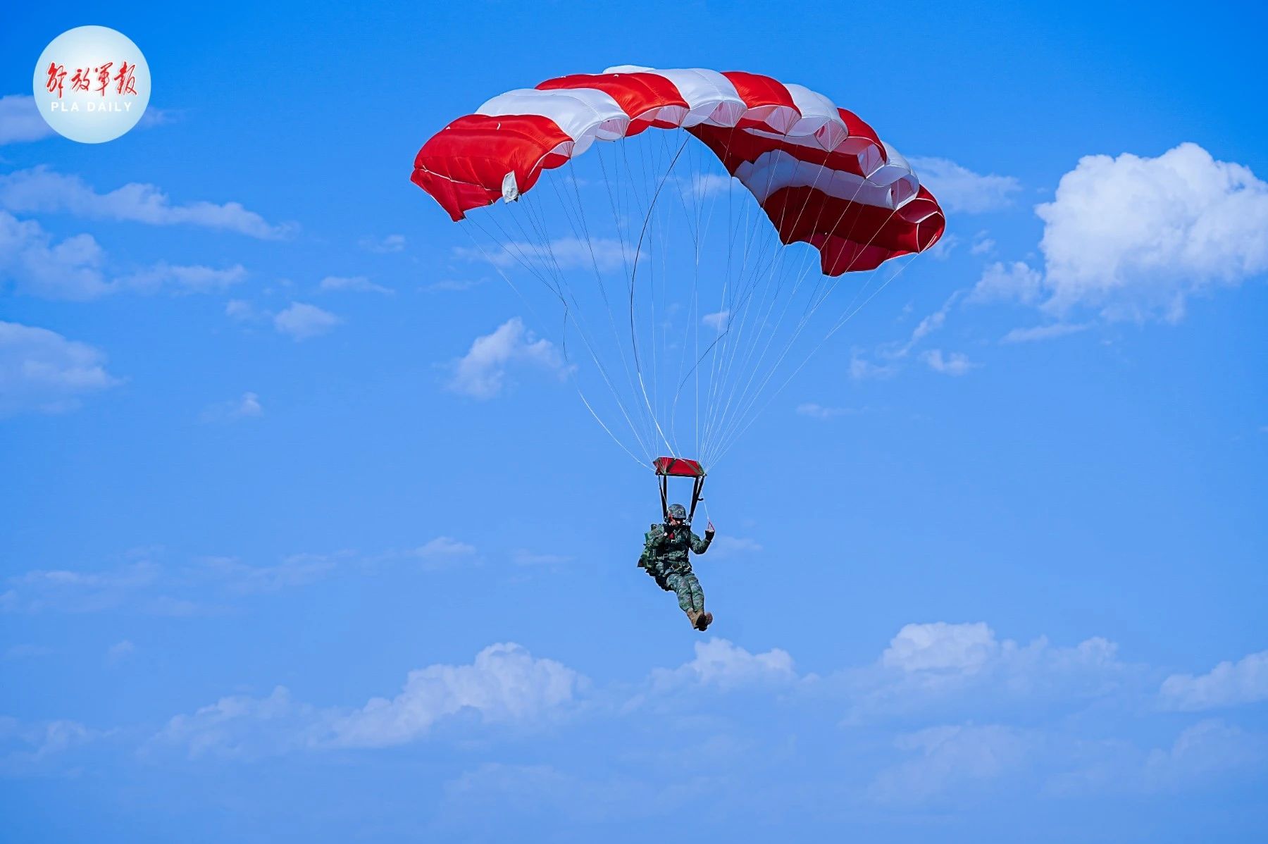 “今天，我退役了……”揮淚告別，他們踏上新征程-云南能投軍創(chuàng  )產(chǎn)業(yè)投資有限公司
